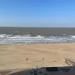 Seafront Elegance クノック・ヘイスト