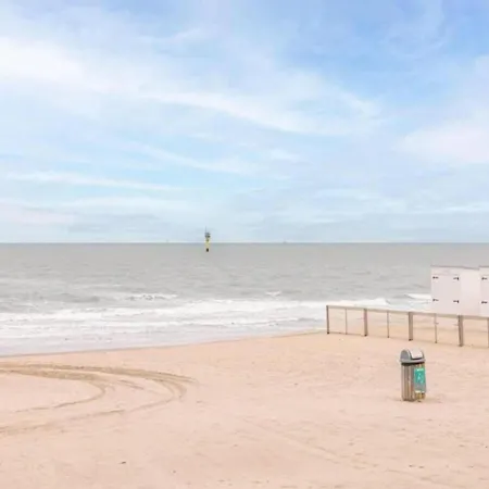 Seafront Elegance Апартаменты Кнокке-Хейст